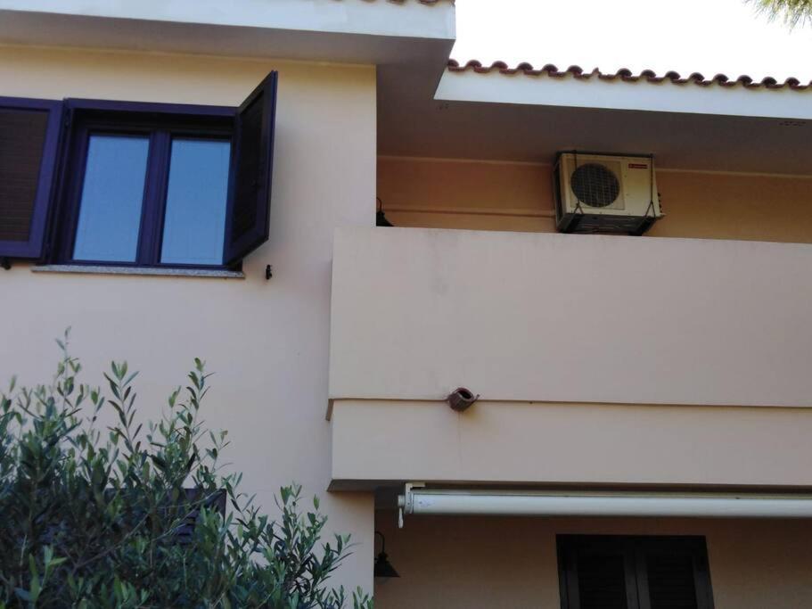 Villa Panoramica Immersa Nel Verde Porto Pino Zewnętrze zdjęcie