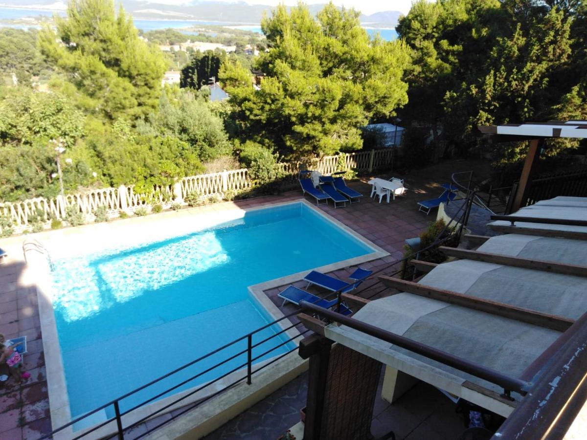 Villa Panoramica Immersa Nel Verde Porto Pino Zewnętrze zdjęcie